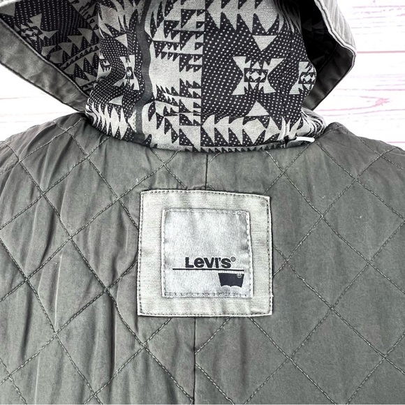 Levi's Army Green Quilted Aztec Elbow Patch Fishtail Hooded Parka Utility Coat - Picture 9 of 13